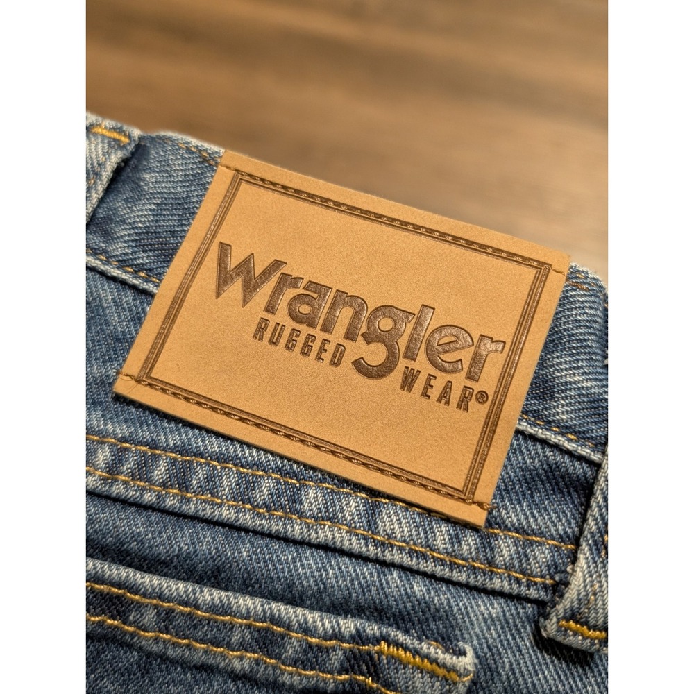 Wrangler Rugged Wear Mens Relaxed Fit Straight Leg Jeans Blue 38x30 35001AI - Picture 6 of 7